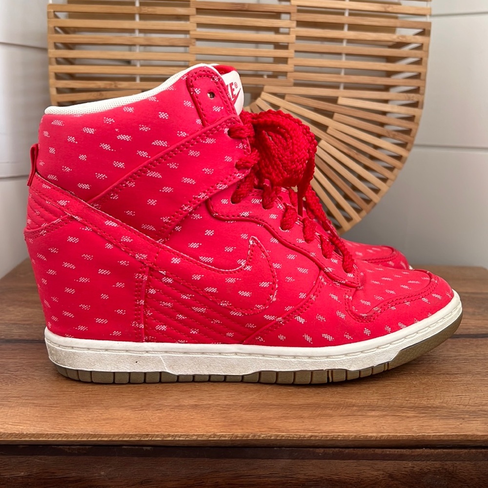 Nike dunk hidden wedge high top